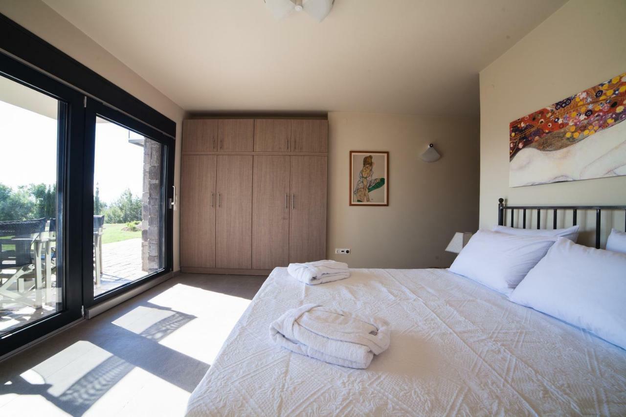 Olivia Estate Villa With Private Swimming Pool Elia Nikitis Ngoại thất bức ảnh